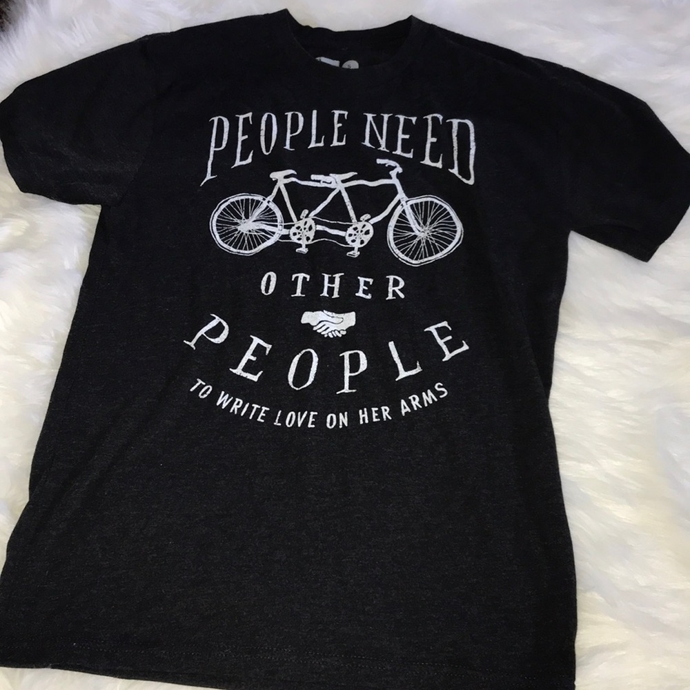 Cute T-shirt, very tumblr!